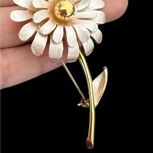 Elegant Gold and White Flower Brooch